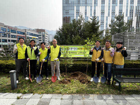 보훈공단, 식목일 맞이 노사 공동 ‘탄소중립 나무심기’ 행사 개최