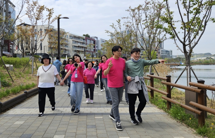 시흥시 ‘거북이 걷기대회’로 장애ㆍ비장애 함께 걷는 공감의 장 마련