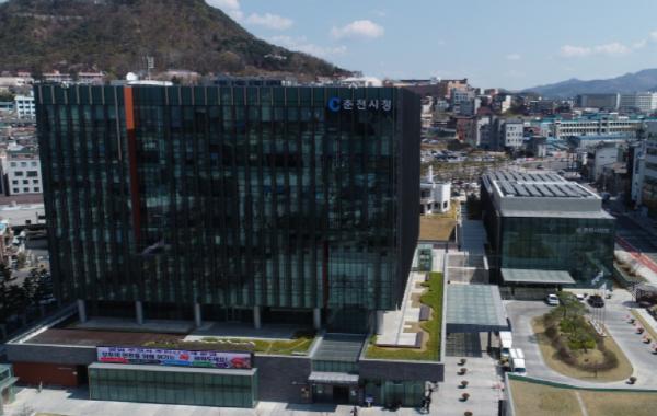 춘천시민축구단 경기장 달군 홈 응원 열기