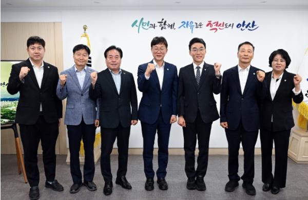 안산시, 김남국 국회의원과 정책간담회…지역 현안 해결 협력 강화