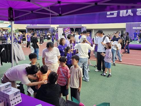 강원관광재단, 19일 FC안양 홈경기서 1,300명 참여한 스포츠 홍보부스 운영